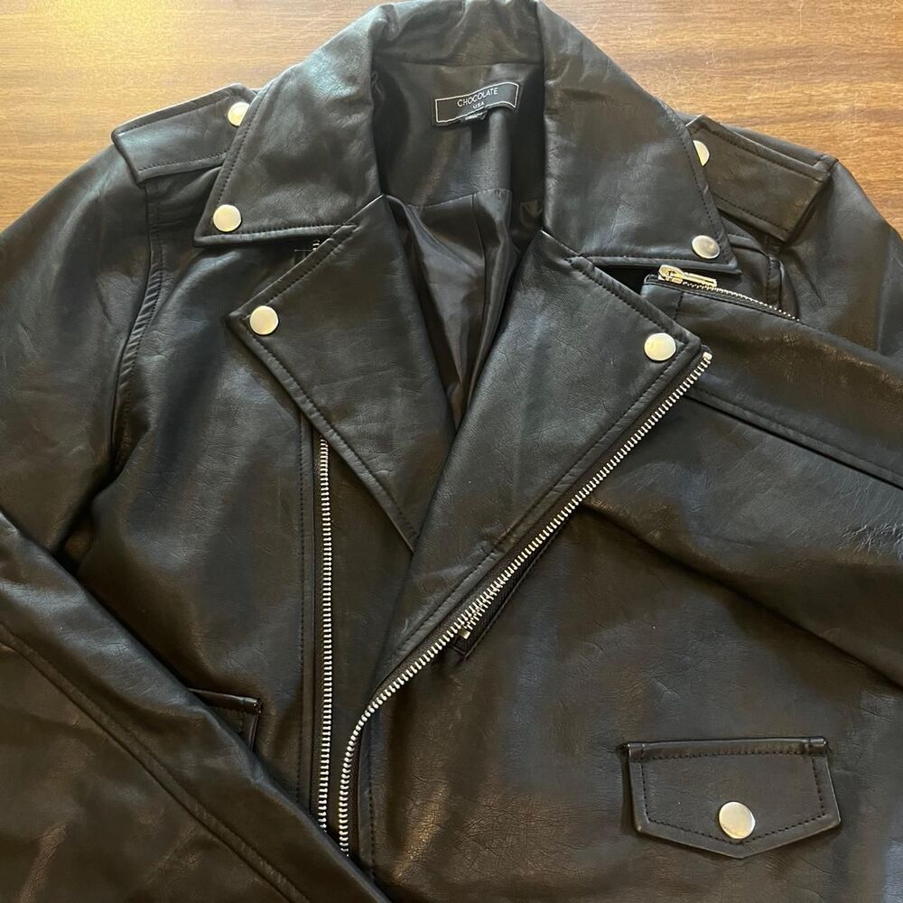 Chocoolate Women's Black Jacket